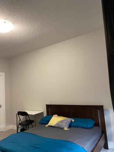 Southwest Calgary House | Flowealth Property Luxury Villa Near Lake Netflix TV Wifi