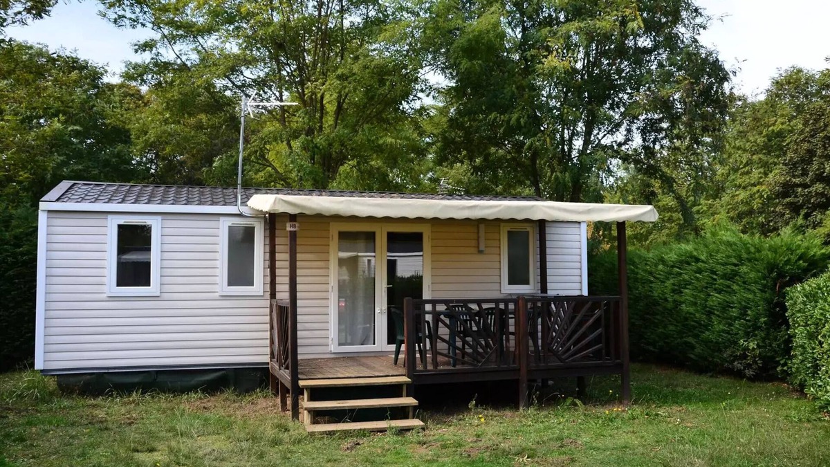 Rieux-de-Pelleport House | Flower Camping LES MIJEANNES * - Mobile home Comfort 32m2 3 bedrooms + TV 6 people