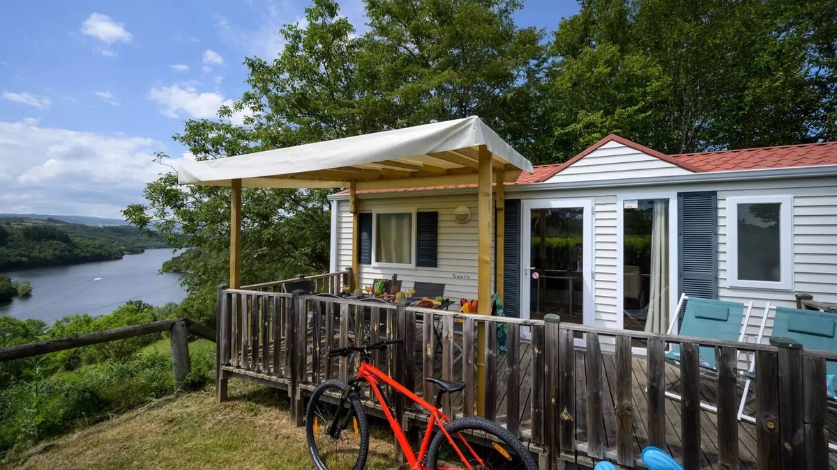 Cordelle House | Flower Camping de Mars * - Mobile home Comfort 34m2/3 bedrooms - Terrace 6 people