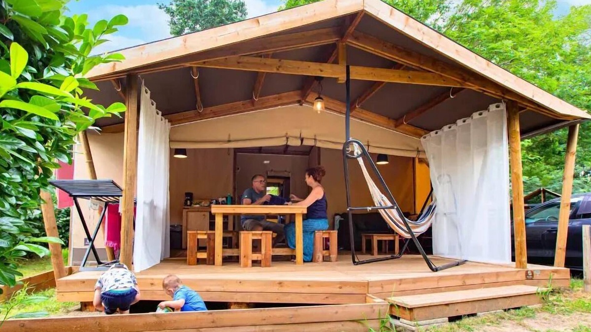 Saumur House | Flower Camping L'Ile d'Offard * - Ecolodge Cotton Toilée Confort 35m² (2 bedrooms) including 11m² covered terrace + TV for 5 people