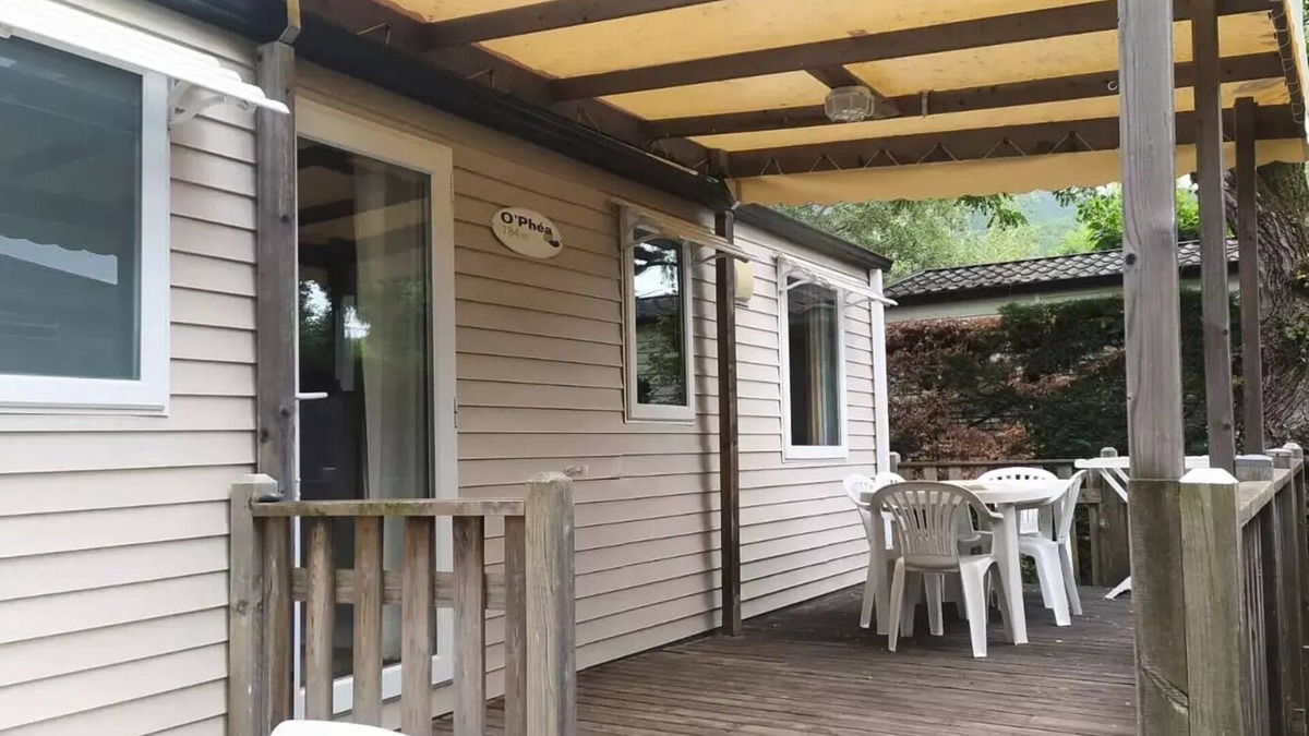 Saint Maime House | Flower Camping La Rivière * - Mobil-Home Family Comfort 32m2 (3 bedrooms) + covered terrace 8 people