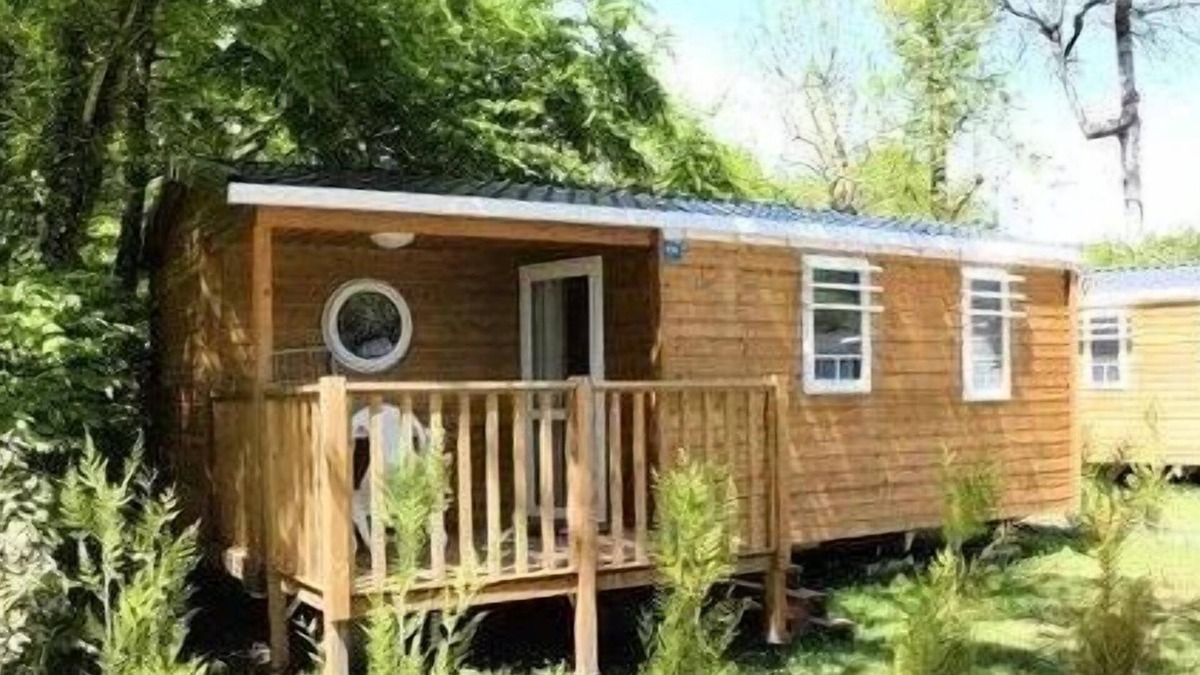 Montbarrey House | Flower Camping Les 3 Bear * - Mobil home Comfort 27.3m2 (2 Bedrooms) including semi-covered terrace 4 people