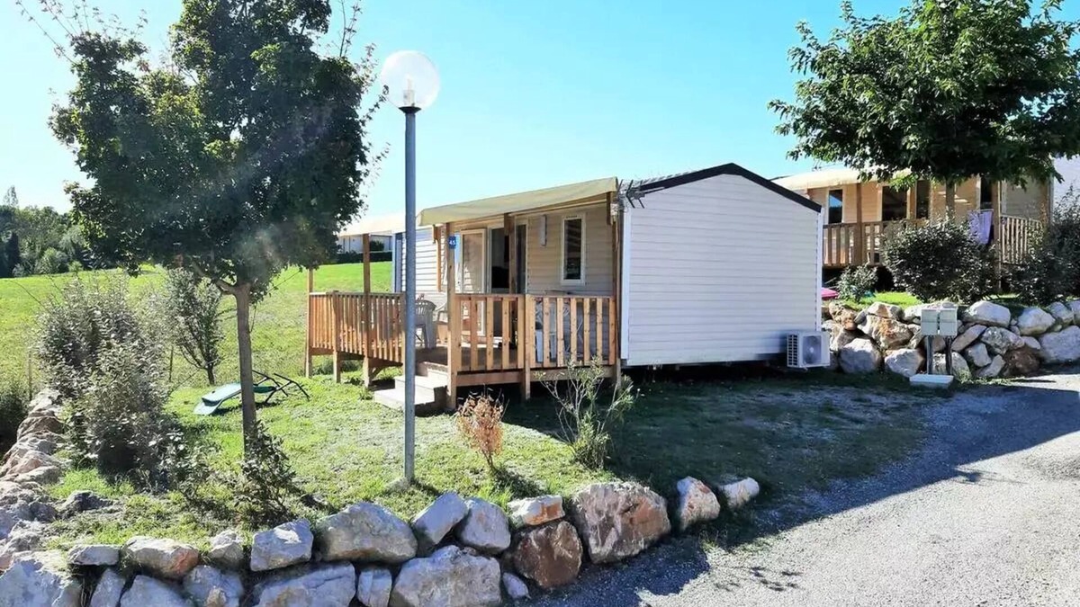 Manosque House | Flower Camping Provence Vallée * - Mobile home Comfort XL 30.5 m2 2 bedrooms + Terrace + Air conditioning + 2 bathrooms + TV 5 persons