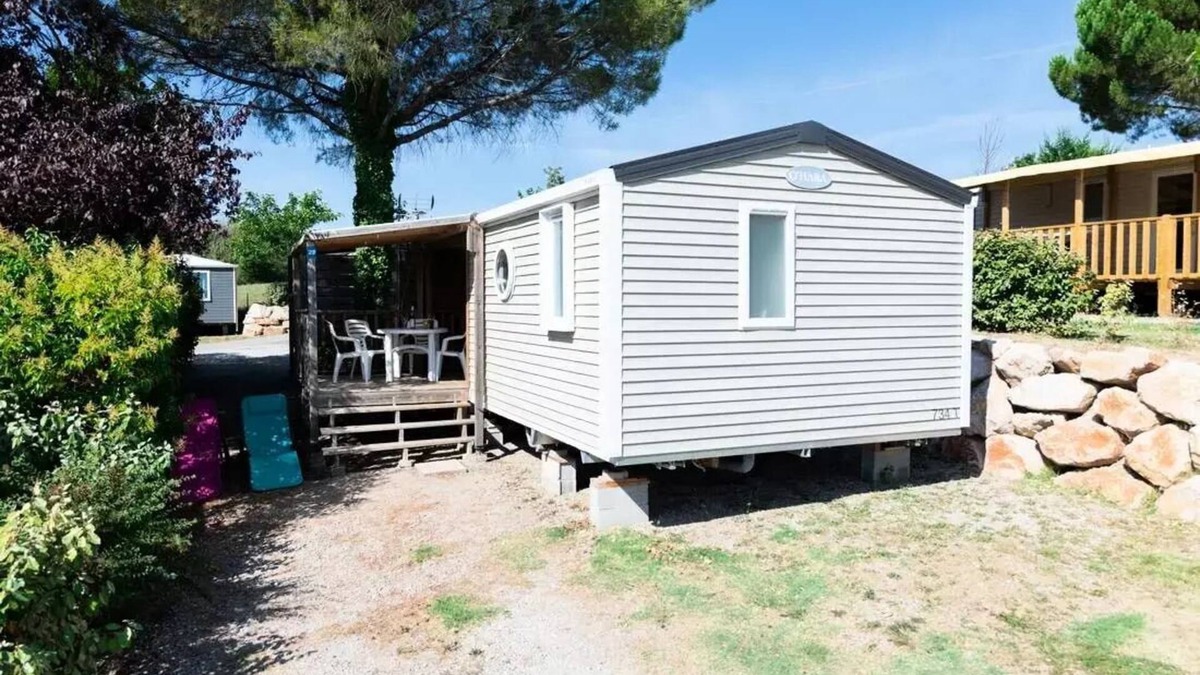 Manosque House | Flower Camping Provence Vallée * - Mobile home Loggia Comfort 24 m2 2 bedrooms + covered terrace + TV 4 persons