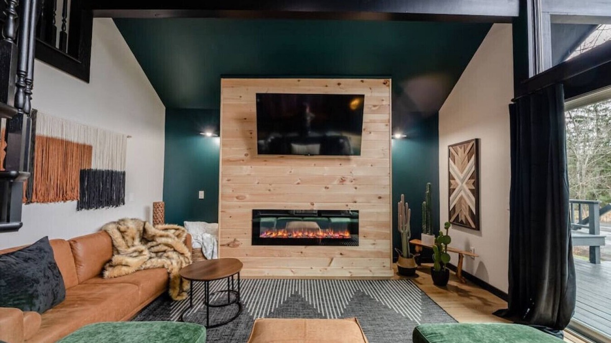 Branchport Cabin | FLX Chalet I Finger Lakes Retreat *Private Pond
