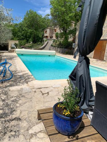 Plaisians House | FONT NOUVELLE maison de charme Drôme Provençale, 6 ou 10 personnes avec piscine
