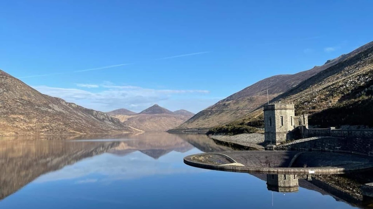 Annalong Cottage | Foot of the Mournes - Cottage - Sleeps 4 - Parking