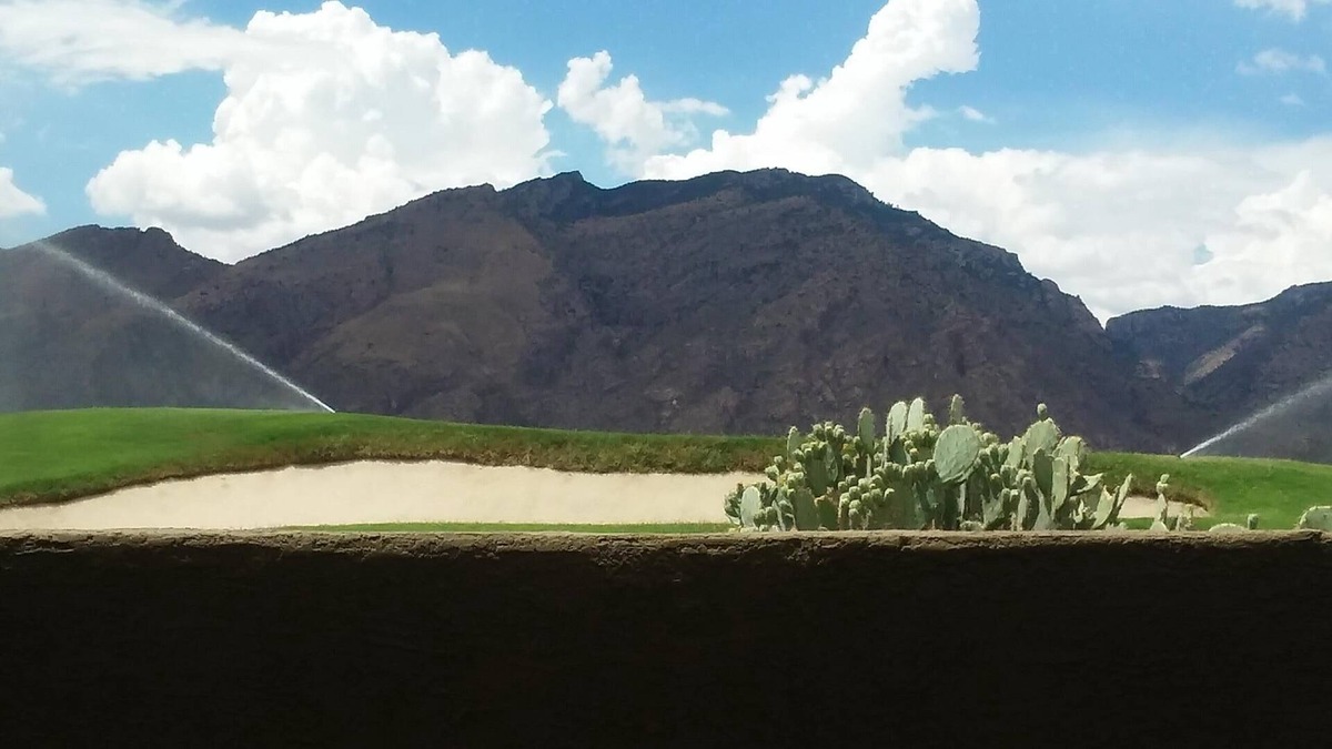 Tucson Condo | Foothills Getaway With Mountain Views.