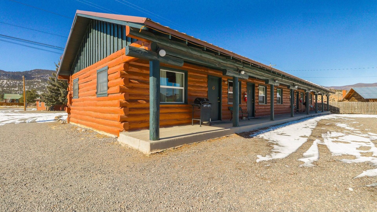 South Fork Cabin | Foothills Lodge 1 - South Fork