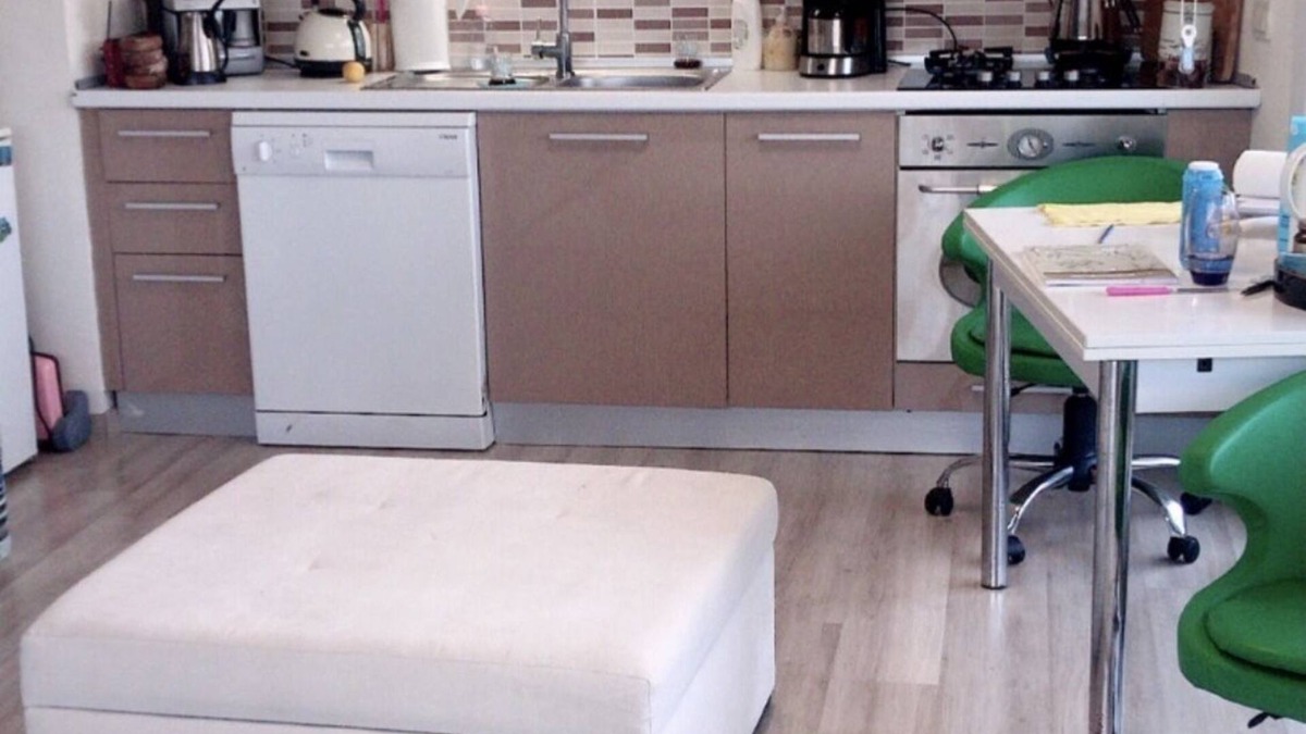 Pendik Apartment | For 1 person next to Sabiha Gökcen -Saw