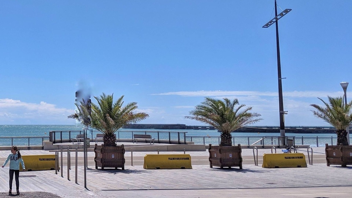 Les Sables d'Olonne Apartment | For family fun at the beach, at the center of everything that matters