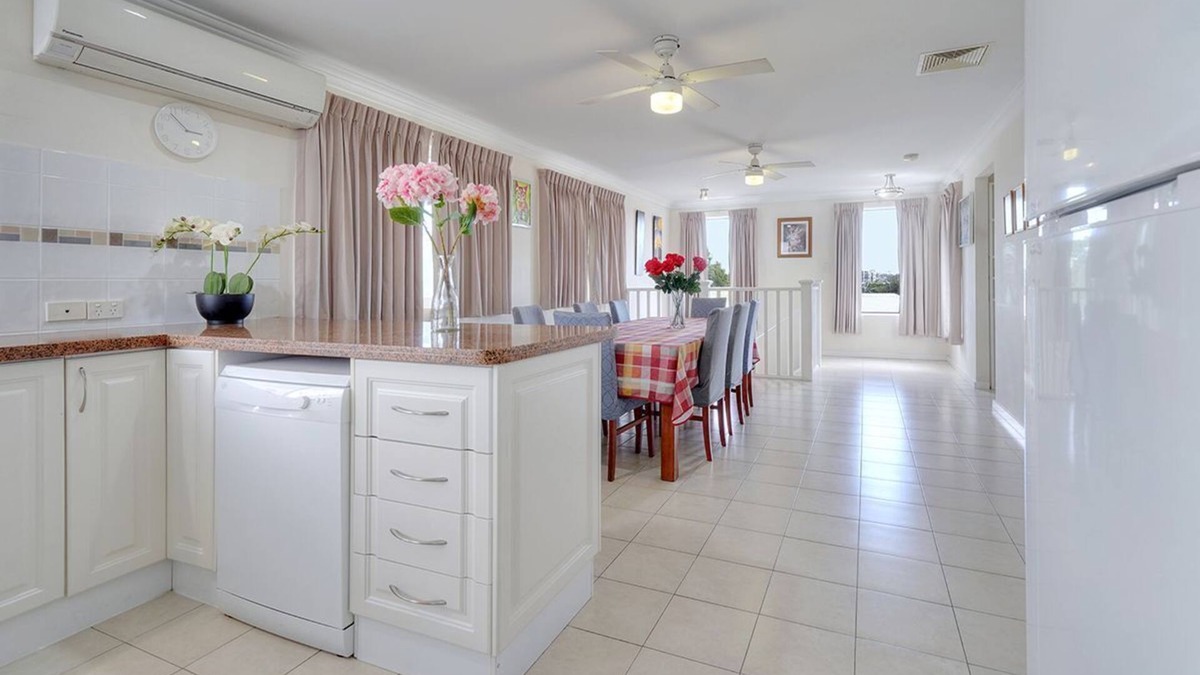 Bayswater House | For Non Smokers Only- A Cosy Home Central to Everything in Perth