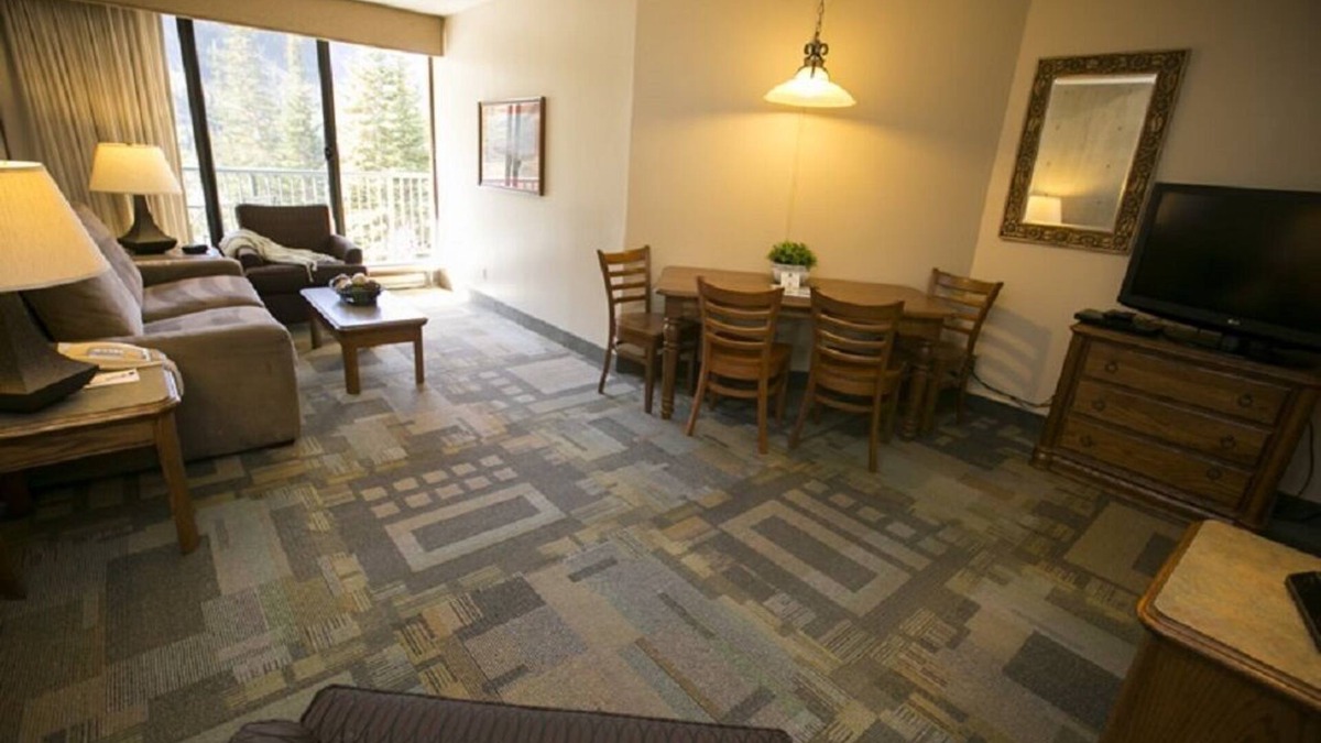 Salt Lake Mountain Resorts Hotel | FOR RENT Unit 415 Snowbird-Iron Blosam-Sleeps 4 prs