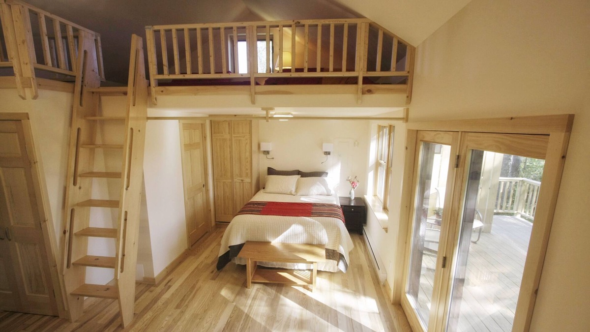 Newfield Cottage | FOR SALE: Elegant Vacation Rental in the Gorgeous Finger Lakes