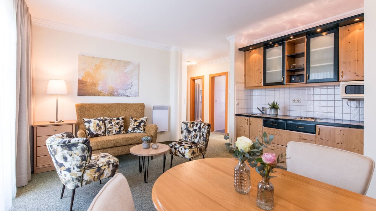 Poertschach am Woerthersee Apartment | For SEEVERLIEBTE - apartment with 2 bedrooms, 2 - 4 people, private beach