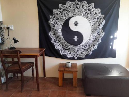 Windhoek West Apartment | For the Single Traveller close to town