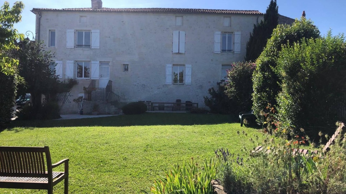 Pons House | For you, a superb mansion in Charente