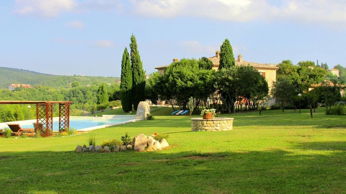 Acqua Loreto Villa | For your holiday totally 'green' and hidden from the chaos