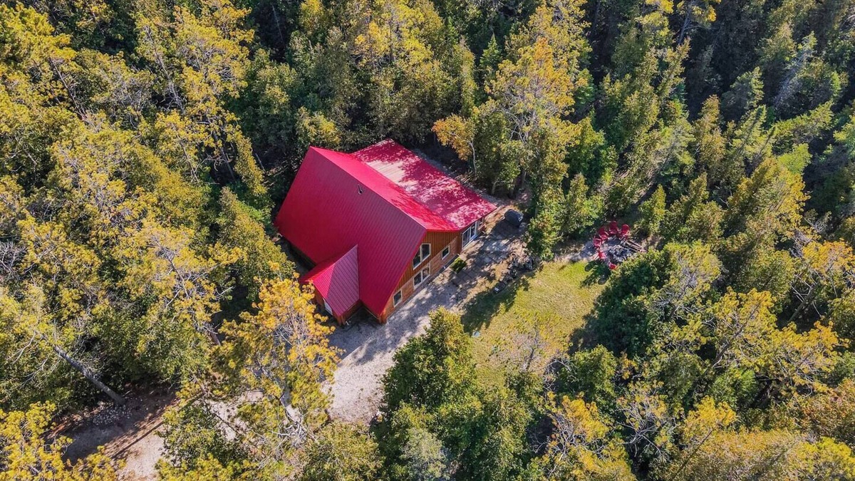 Northern Bruce Peninsula Cabin | Forest Cabin by National Park & Tobermory