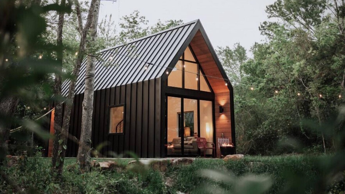 Lacy-Lakeview Cabin | Forest Edge at Live Oak Lake | Modern Cabin