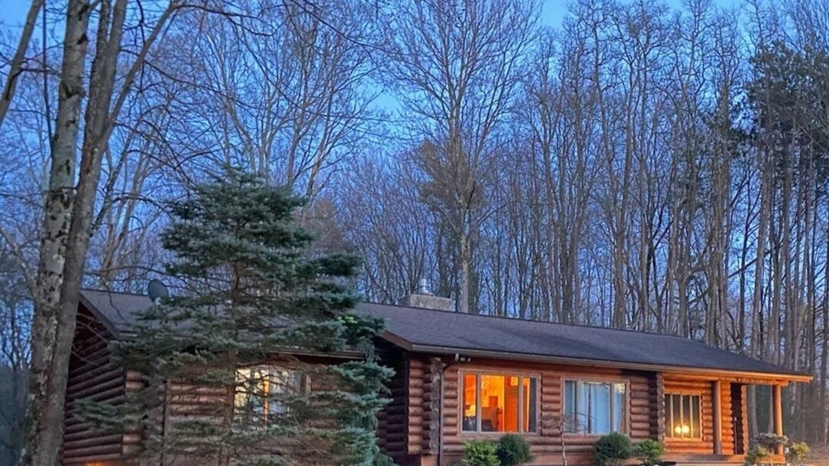 Sigel House | Forest Edge Cabin @ Cook Forest and Clear Creek