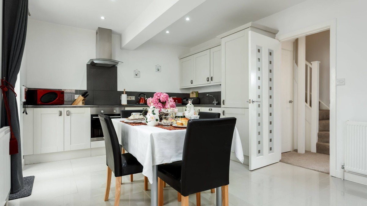 Sandford Cottage | Forest Edge - luxury holiday home near the coast