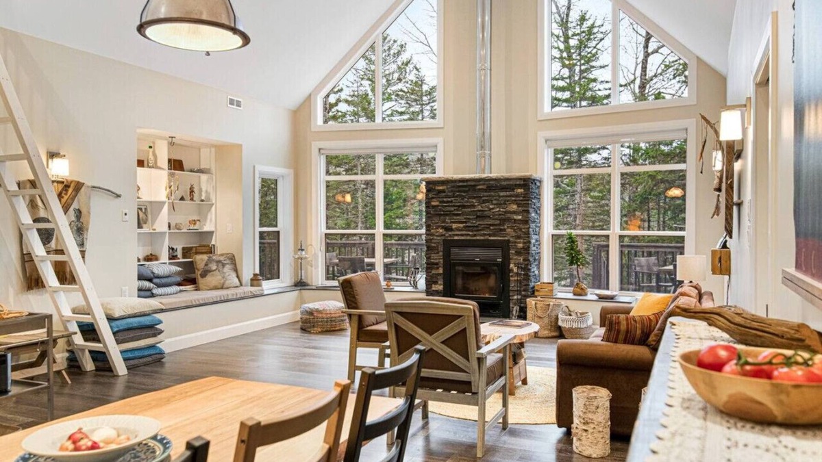 Goshen Ski Chalet | Forest Fawn Chalet 2 Bedroom with Hot Tub