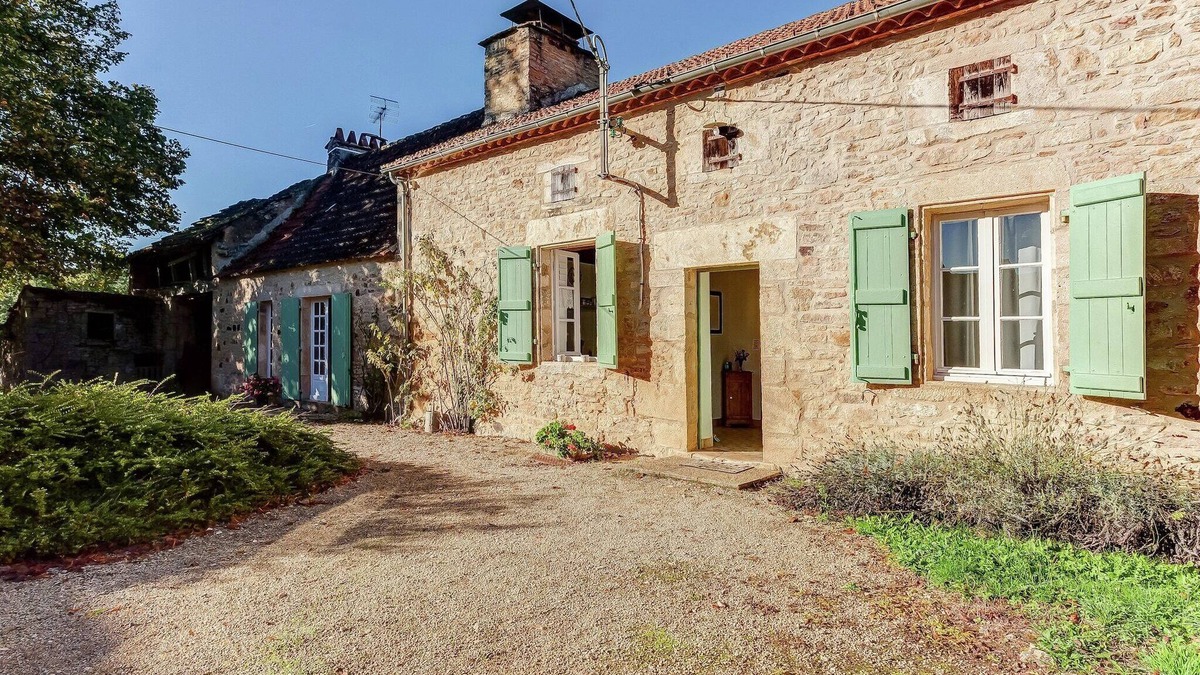 Saint-Caprais House | Forest Hideaway in Saint-Caprais