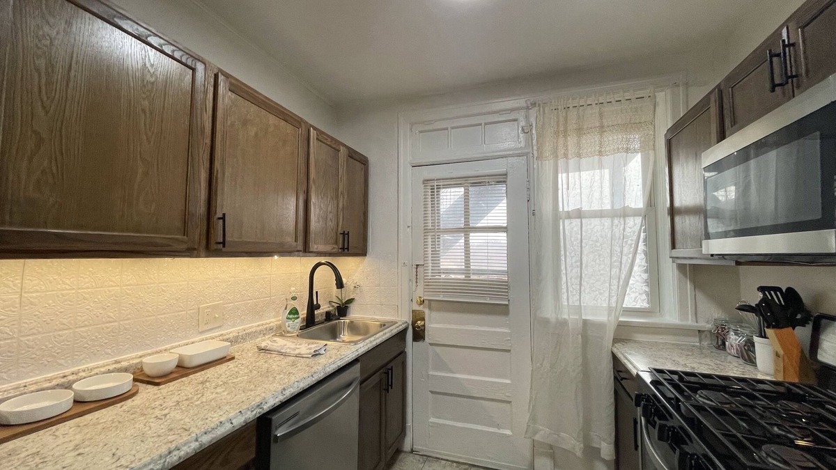 St. Louis Apartment | Forest Park Style Studio in STL!