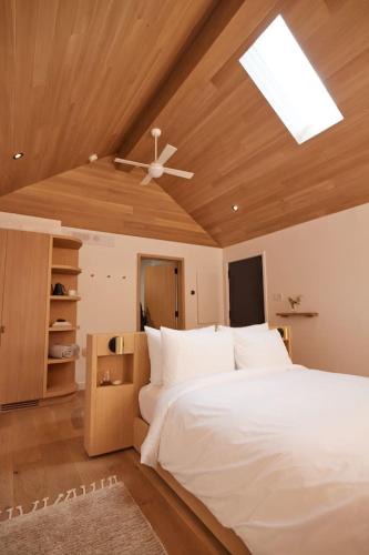 Algonquin Highlands House | Forest Reset at Dimensions - Cabin Fourteen