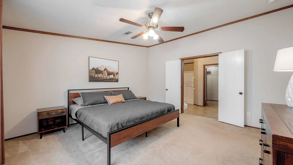 Conroe House | Forest Side manufactured home in Richards - 3 bedrooms