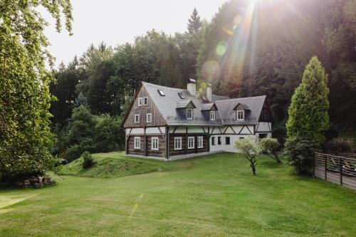 Bily Kostel nad Nisou Villa | Forest View Cottage