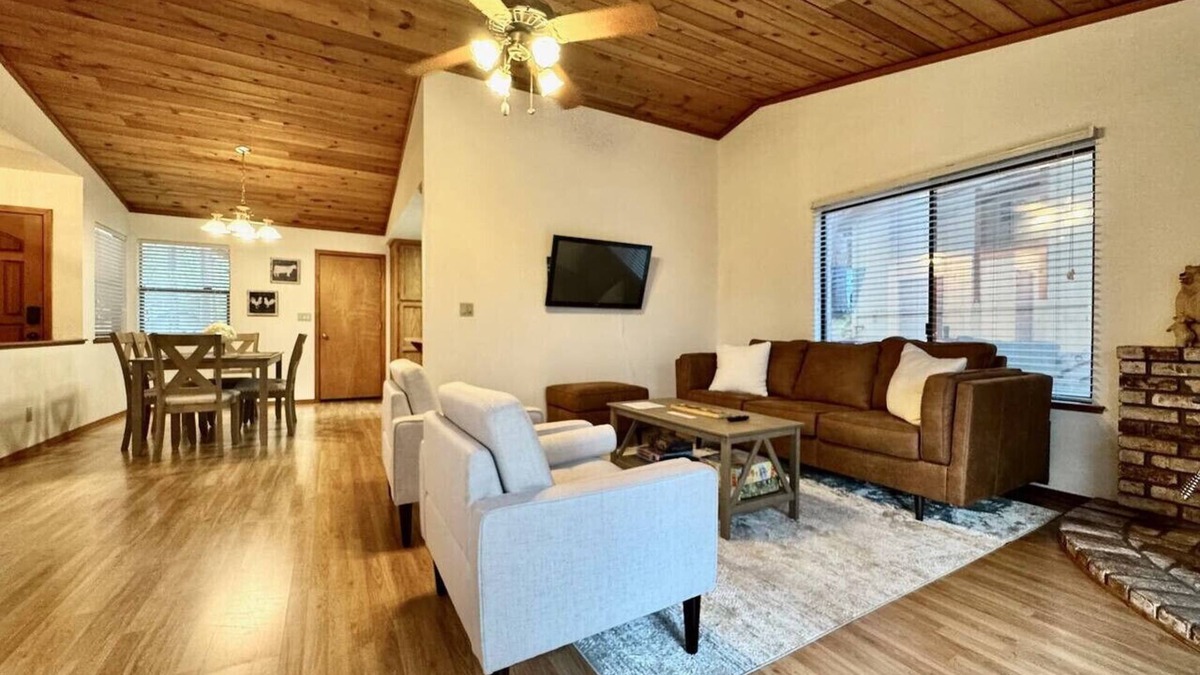 Pollock Pines House | Forest View Family Home