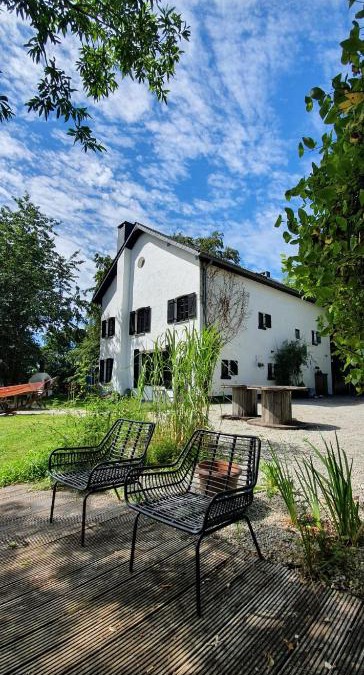 Bernister House | Forester