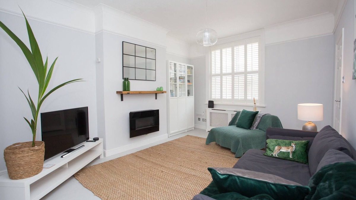 Worthing Cottage | Foresters Cottage sleeps 4