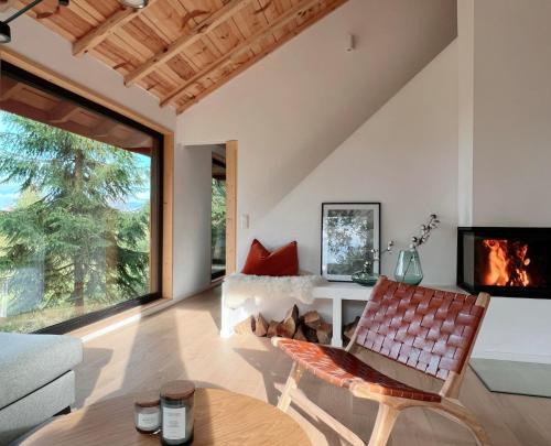Calatele Ski Chalet | Forestia - Modern cabin with hot tub and sauna
