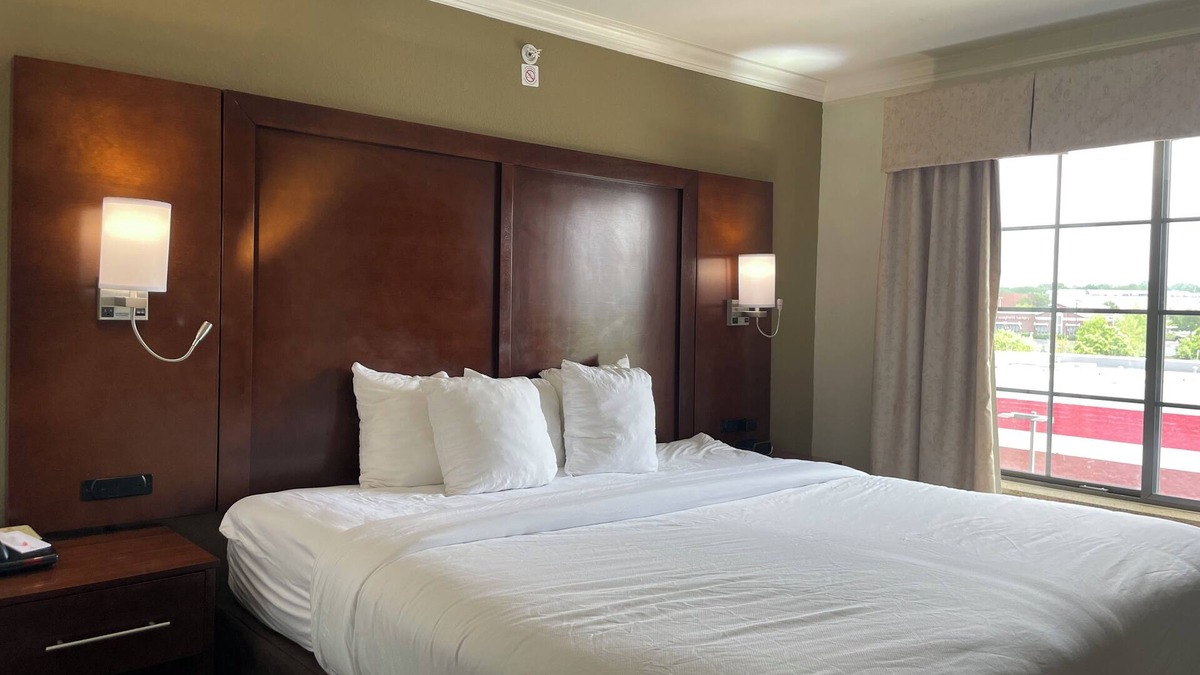 Forest Park Hotel | Forestpark Suites