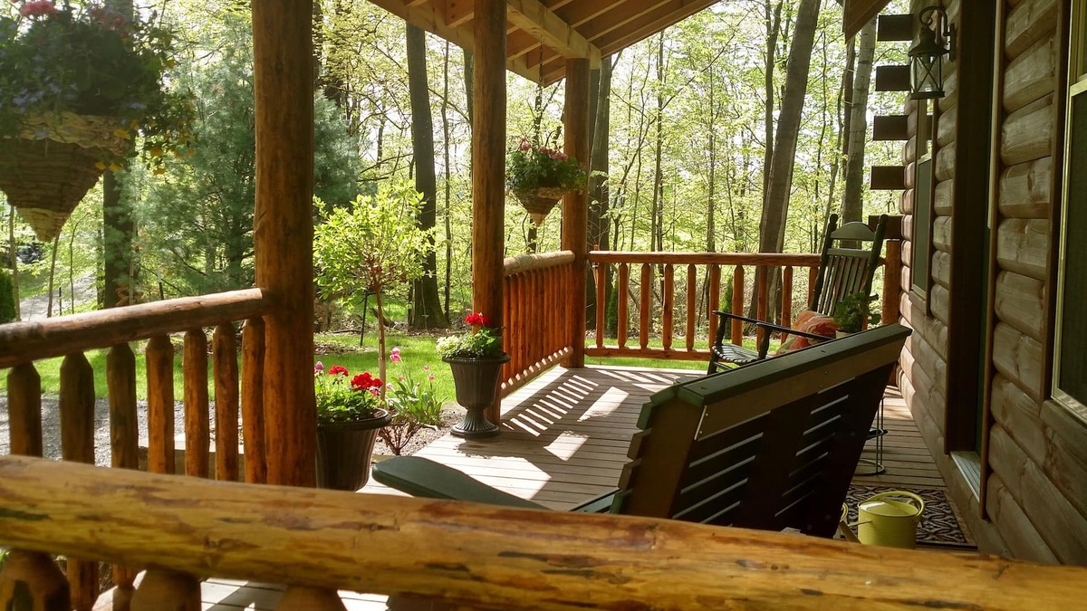 Mesopotamia Cabin | Forever spring cabin