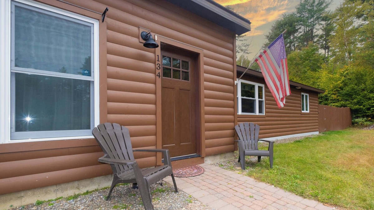 Brant Lake Cabin | Forever Wild Cabin -River Access & Hiking -1 level in Brant Lake