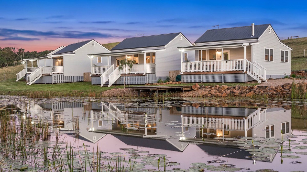 Coopers Shoot Ski Chalet | Forget Me Not Farm Cottages - Iris