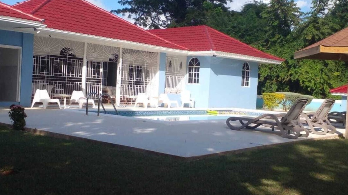 Silver Sands House | Forget your worries in this spacious and serene villa.