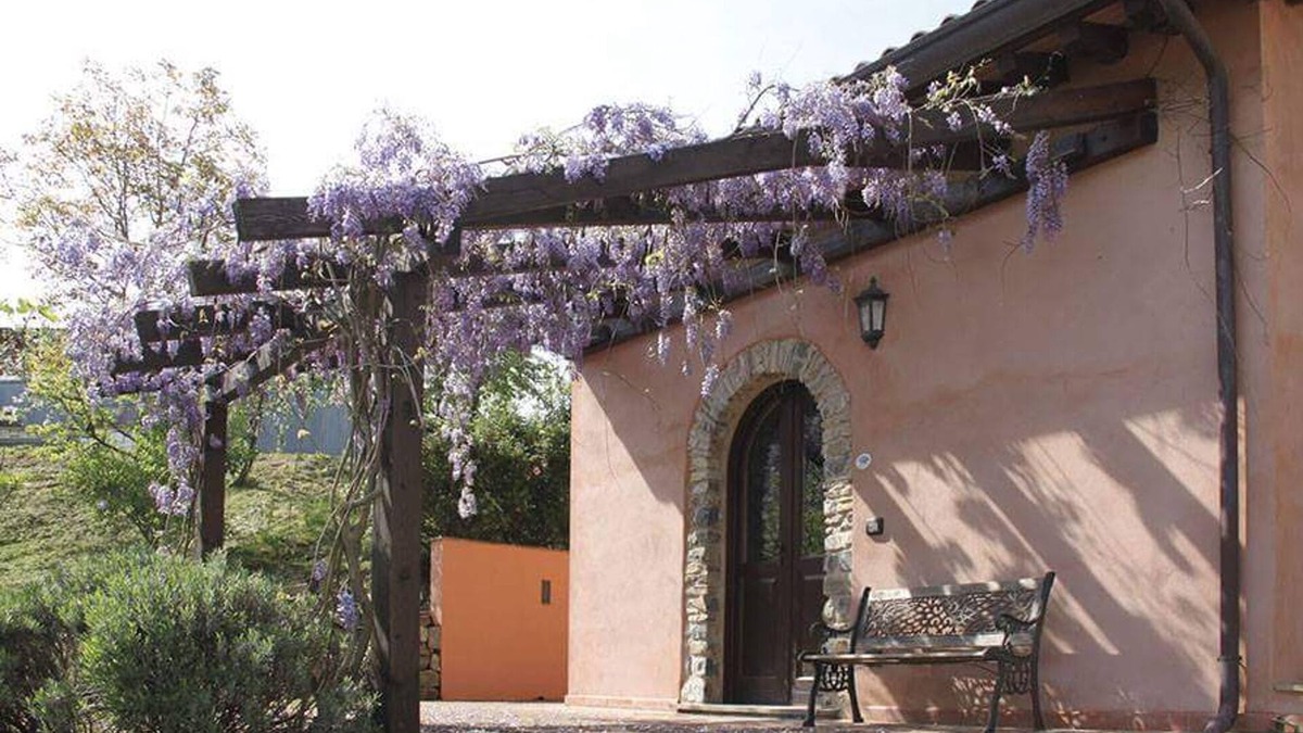 Fivizzano Cottage | "Forgetmenot": Mini lodge with pool in countryside near Cinque Terre