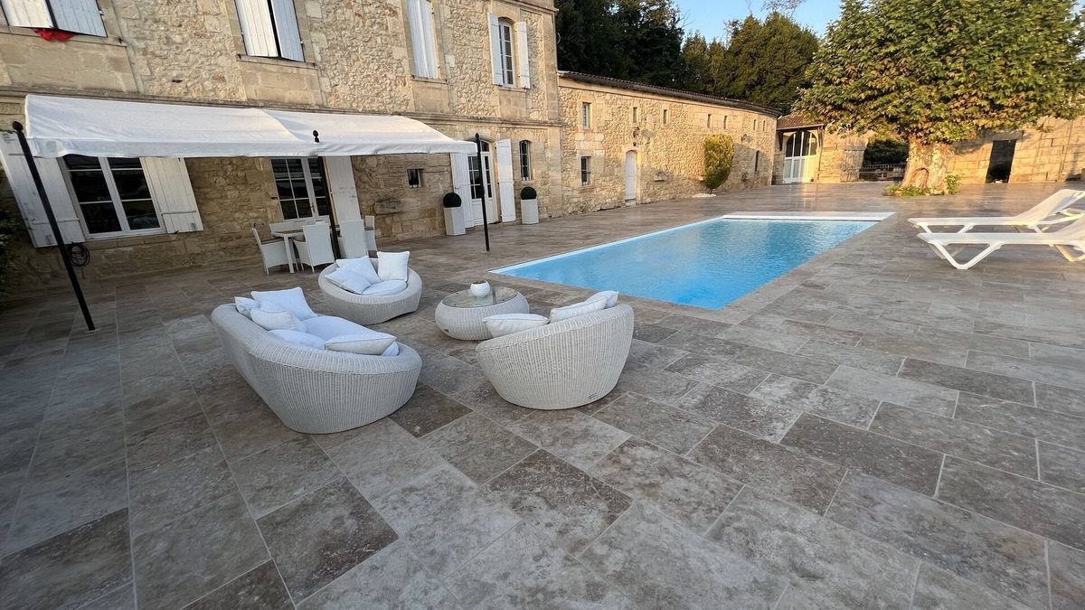 Bourg-sur-Gironde House | Former 17th-century winegrowing estate