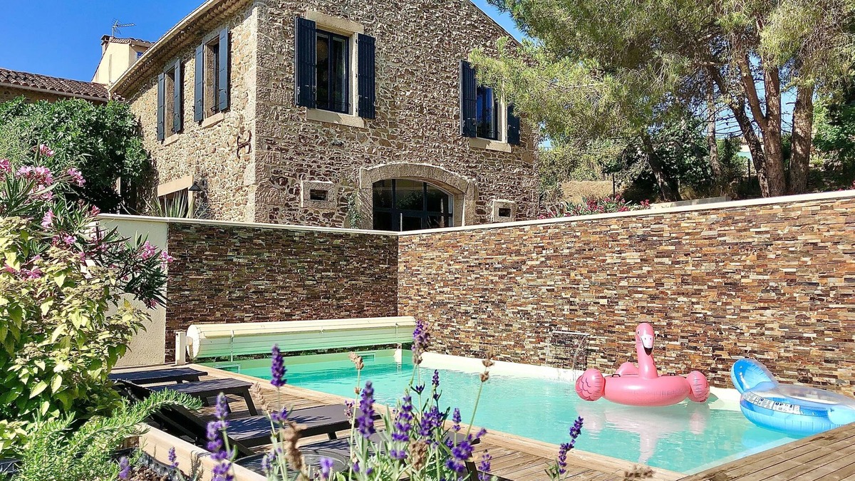 Montseret House | Former renovated forge with swimming pool, air conditioning and luxury services