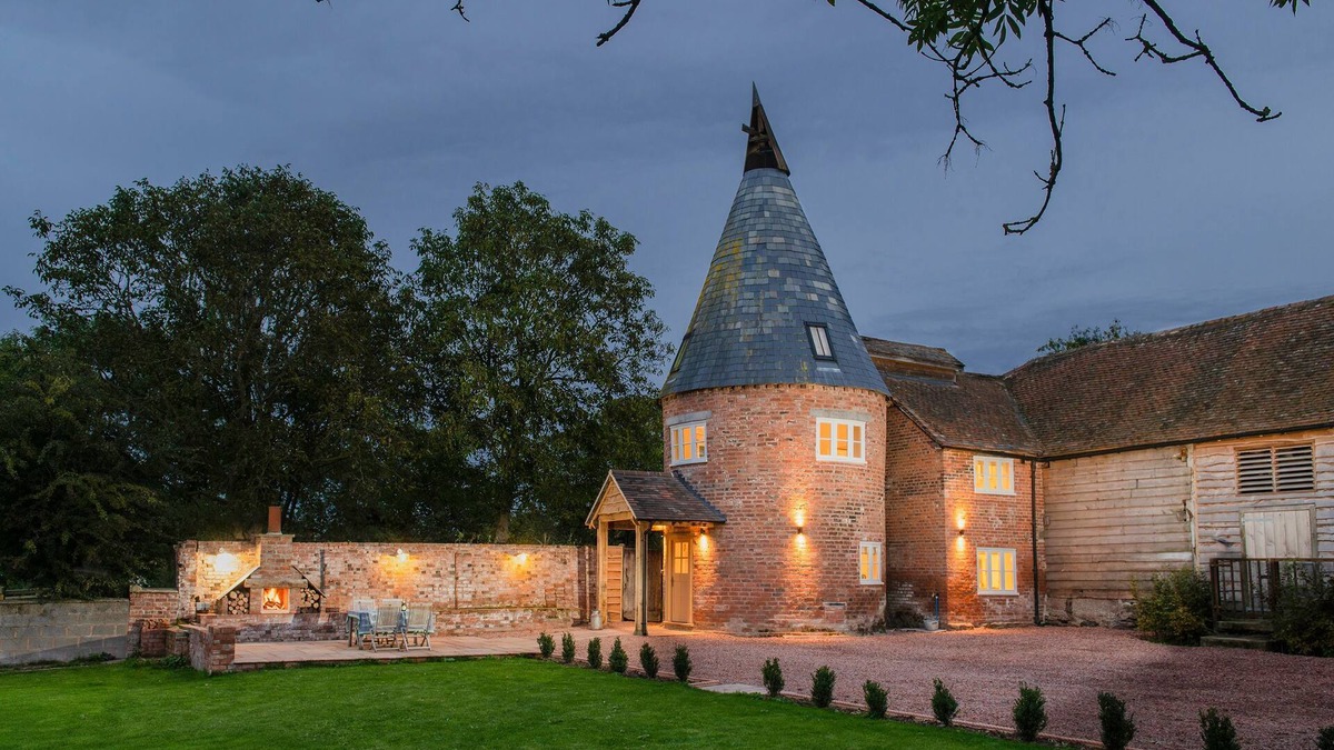 Leominster Cottage | Formerly a working kiln, The Hop Kiln has been beautifully renovated