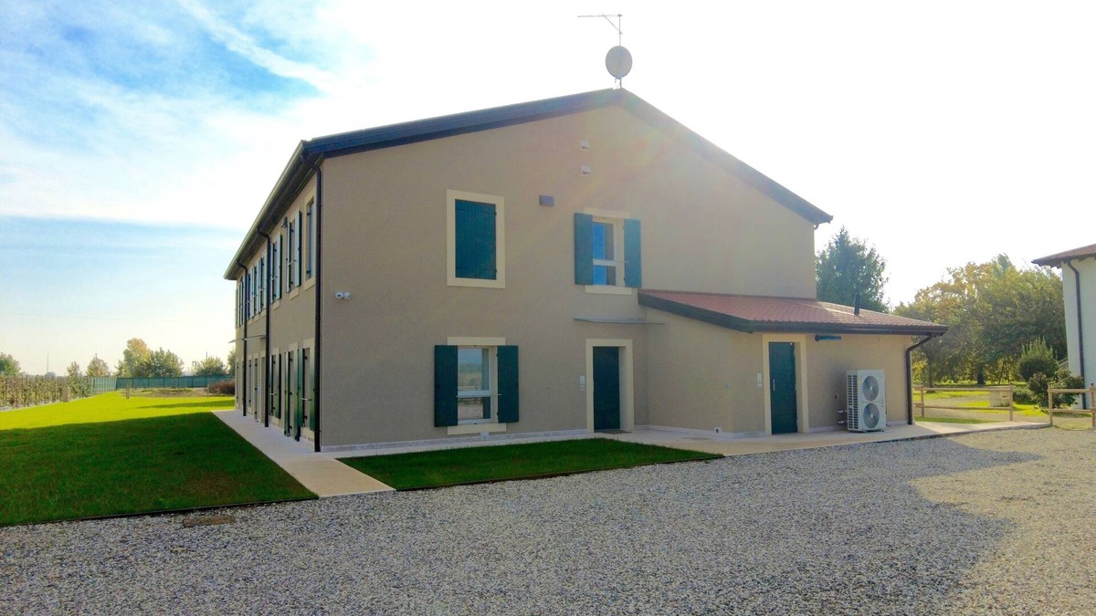 Villafranca di Verona Apartment | Fornaci Court - the Poet