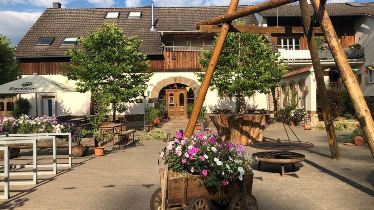 Wadern Apartment | Forsthof Nunkirchen - Holiday apartment Schwalbennest