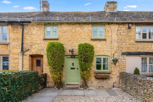 Bourton House | Forsythia Cottage