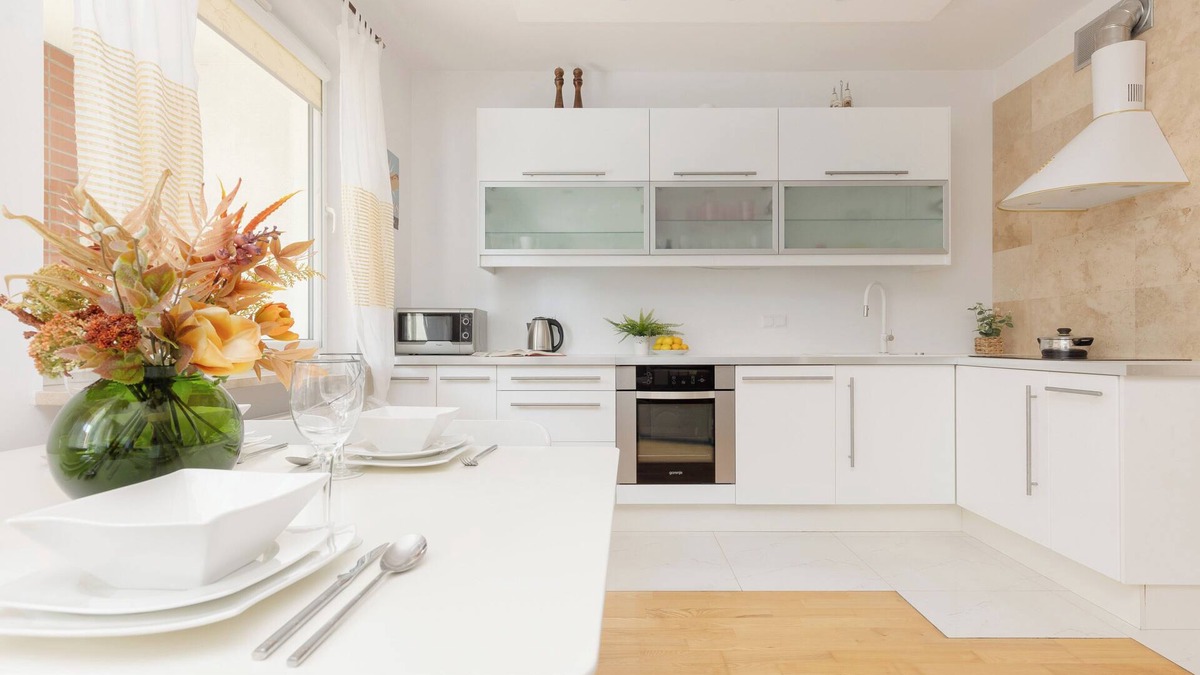 Bemowo Apartment | Fort Bema Apartment by Renters