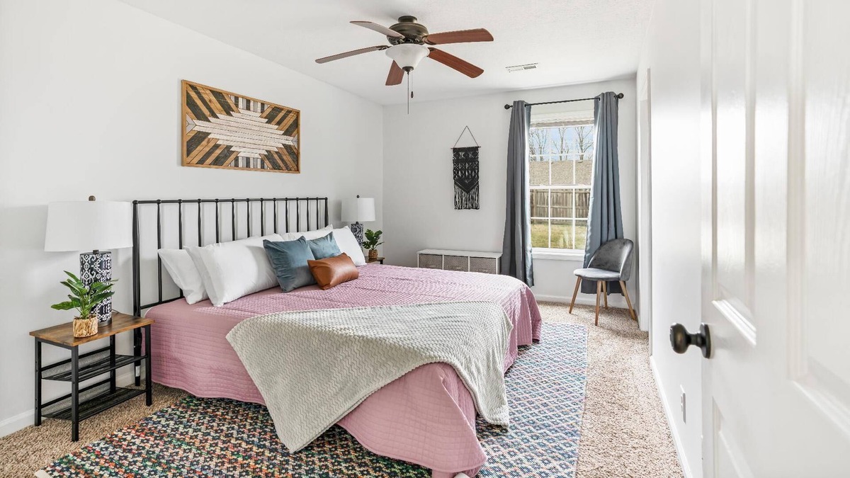 Oak Grove House | Fort Campbell Serenity: 3 Bedroom, Pet Friendly in a Cul-de-Sac